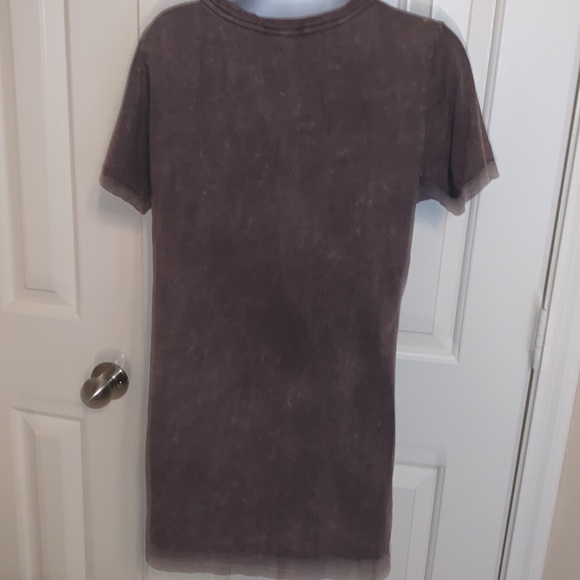 Xl Roxy v neck tee - Picture 2 of 6